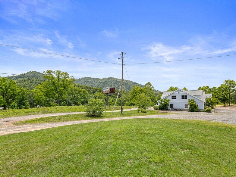 More Photos Of 14 Mimidis Ln, Swannanoa Office For Sale
