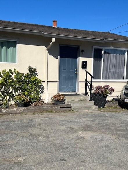 Primary Photo Of 75 S Madeira Ave, Salinas Apartments For Sale