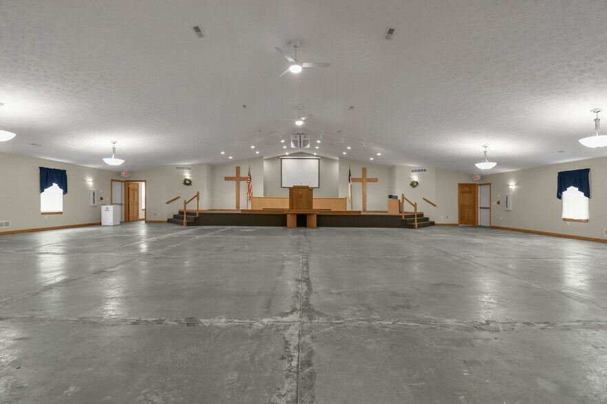 More Photos Of 2598 E Smiley Ave, Shelby Religious Facility For Sale