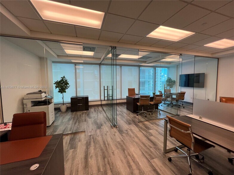 More Photos Of 8950 SW 74th Ct, Miami Office For Sale