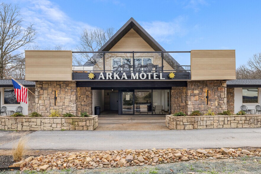 Primary Photo Of 14733 Dutchmans Dr, Rogers Hotel For Sale