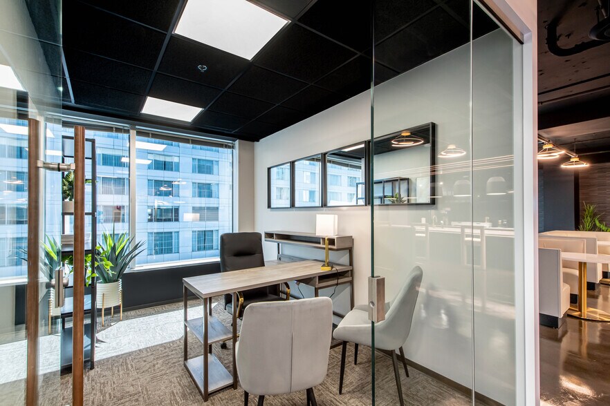 More Photos Of 3379 Peachtree Rd NE, Atlanta Coworking Space