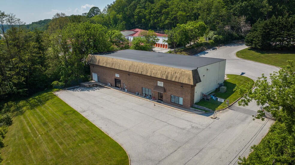 More Photos Of 5081 W Chester Pike, Newtown Square Warehouse For Sale