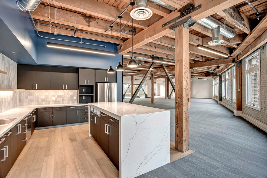 More Photos Of 222 2nd Ave S, Seattle Unknown For Lease