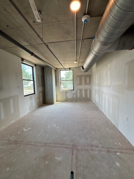 More Photos Of 337 SE 3rd St, Bentonville Apartments For Lease