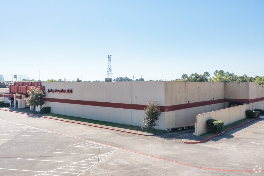 More Photos Of 100-200 Cypresswood Dr, Spring Freestanding For Lease