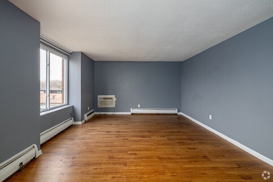 More Photos Of 19320 Greenfield Rd, Detroit Apartments For Sale