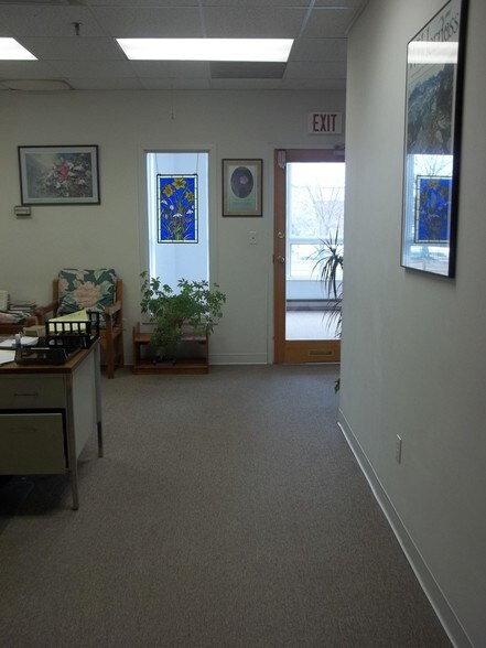 More Photos Of 152 Lynnway, Lynn Office For Sale