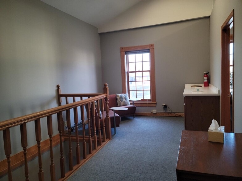 More Photos Of 1207 55th St, Kenosha Office For Lease