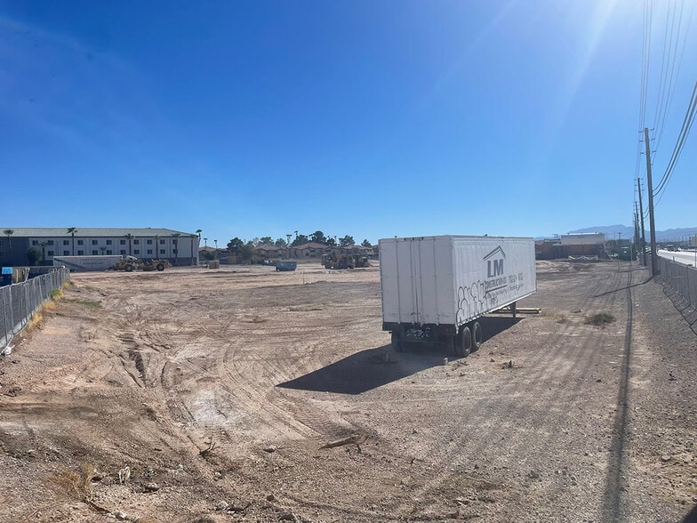 More Photos Of 4120 Las Vegas Blvd, Las Vegas Industrial For Sale