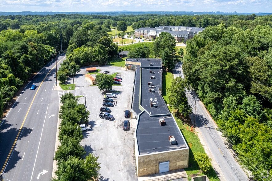 More Photos Of 905 James Jackson Pky, Atlanta General Retail For Sale