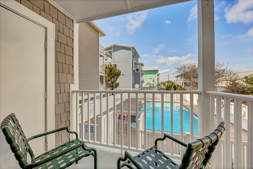 More Photos Of 1503 Carolina Beach AVE N, Carolina Beach Apartments For Sale