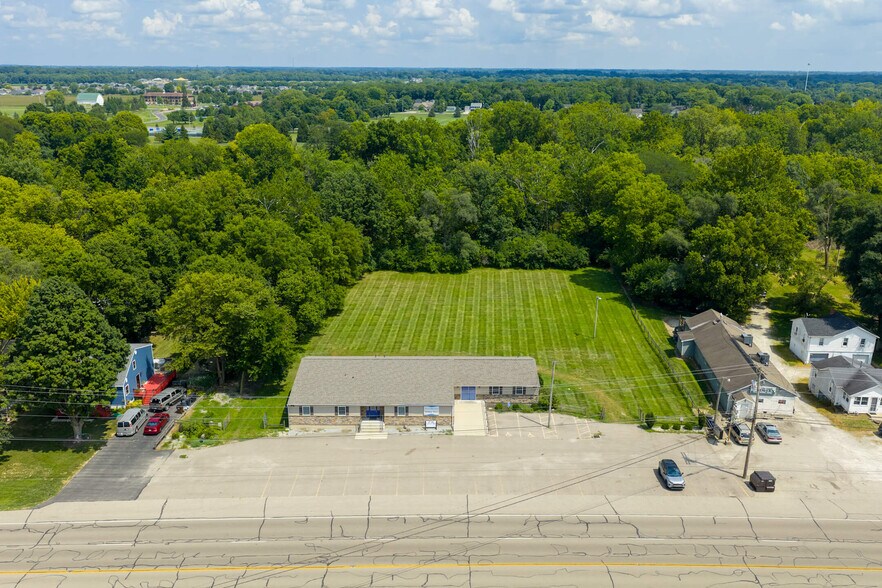 More Photos Of 1001 N County Road 25A, Troy Office For Sale