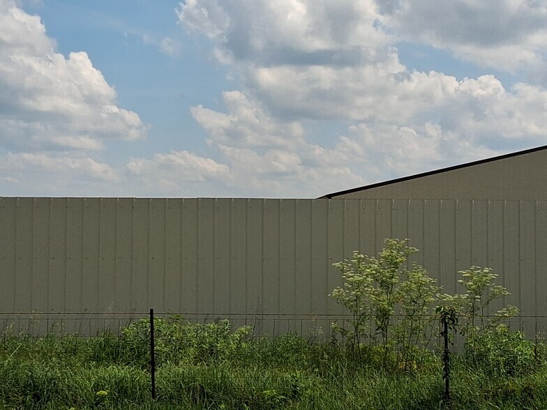 More Photos Of 6841 E US Highway 56, Overbrook Land For Sale