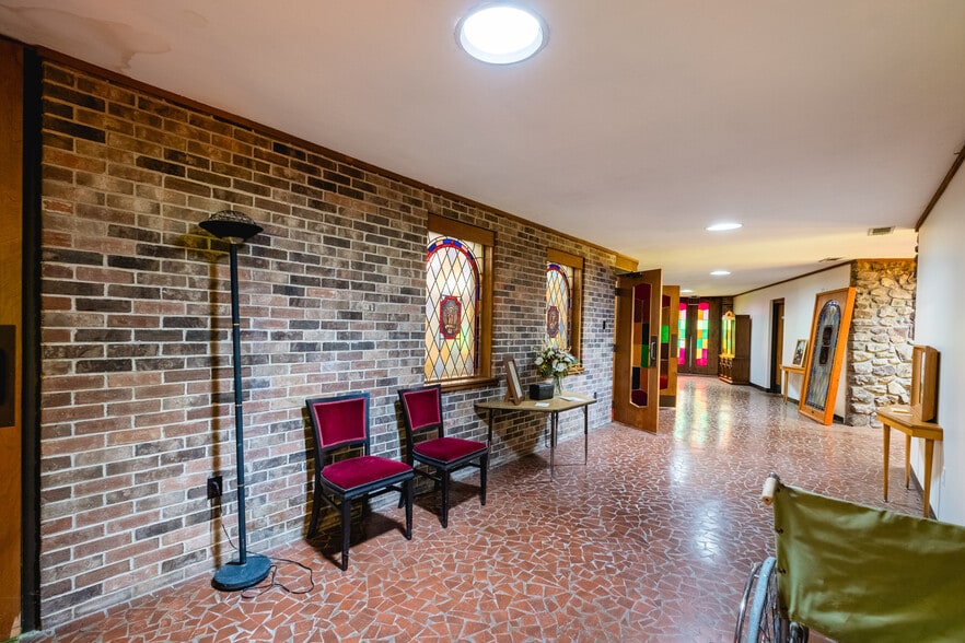 More Photos Of 4601 Western Hills Ave, Little Rock Religious Facility For Sale