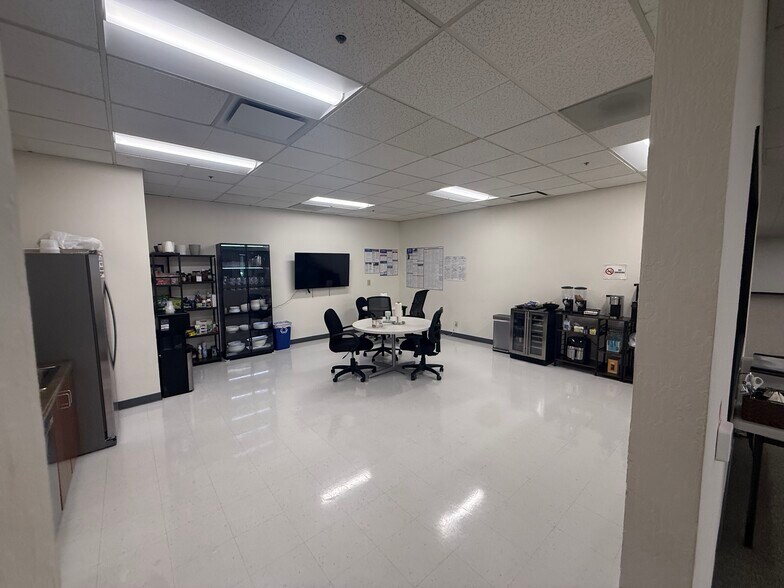 More Photos Of 46600-46610 Landing Pky, Fremont Research And Development For Lease