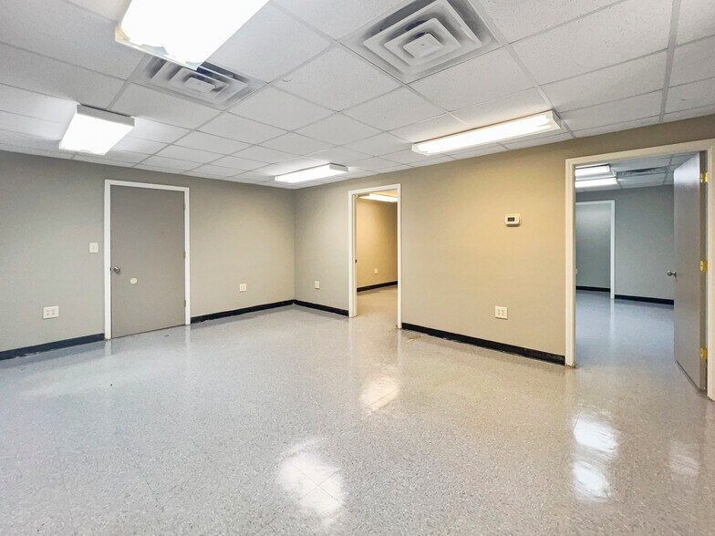 More Photos Of 3220 Money Rd, Montgomery Distribution For Lease