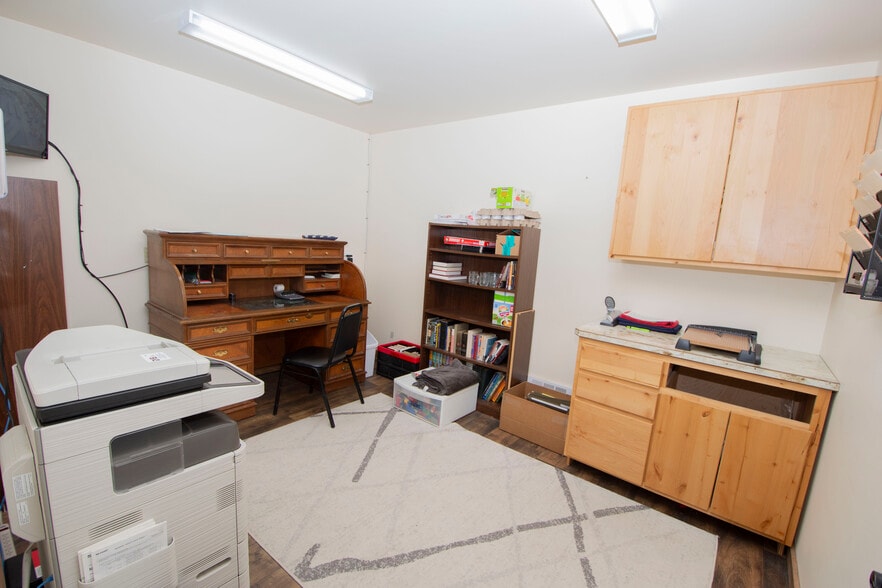 More Photos Of 56 Plato Dr, Bonners Ferry Self Storage For Sale