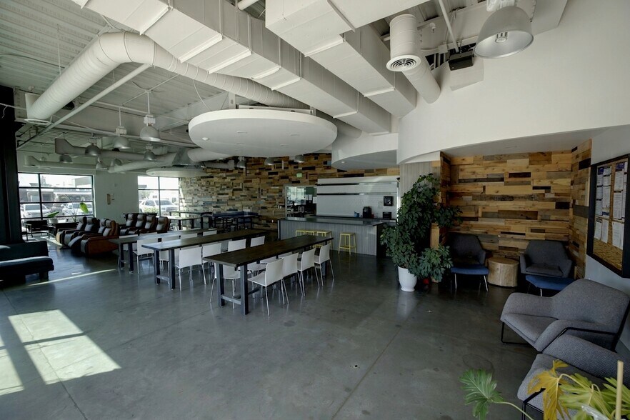 More Photos Of 450 N 1500 W, Orem Office For Lease