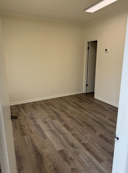 More Photos Of 1806 Hayward Ave, Chesapeake Loft Creative Space For Sale