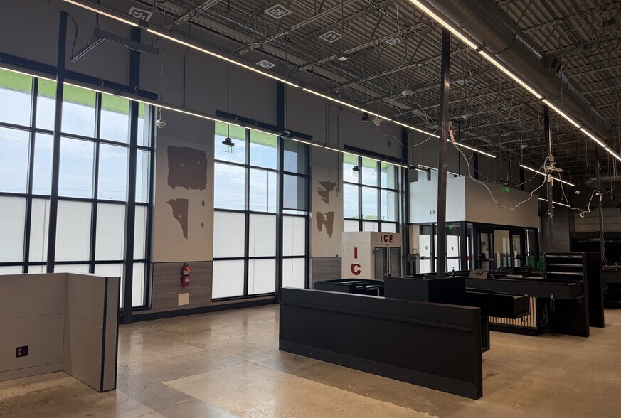 More Photos Of 133-137 Highway 35, Eatontown Freestanding For Lease