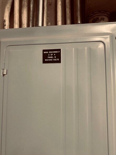 More Photos Of 4440 Salem Ave, Dayton Auto Repair For Sale