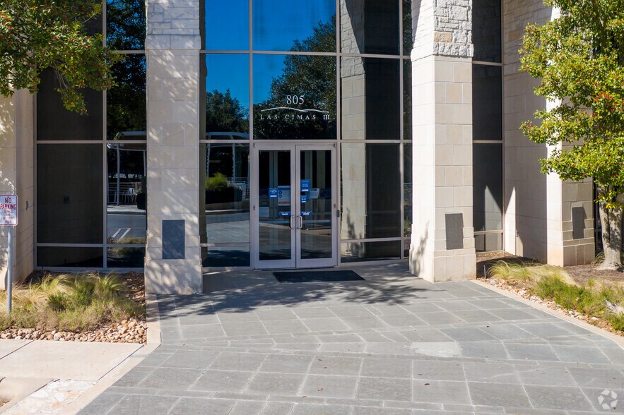 More Photos Of 805 Las Cimas Pky, Austin Coworking Space