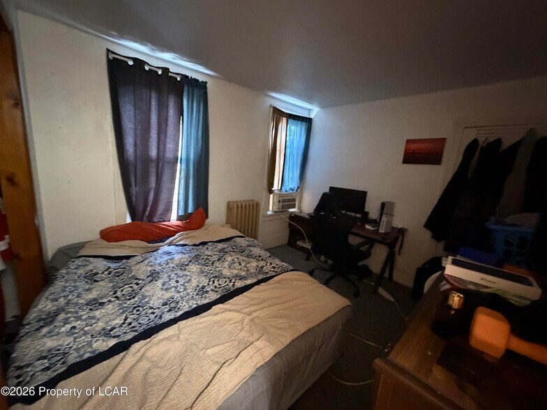 More Photos Of 71 N Kennedy St, Mcadoo Office For Sale