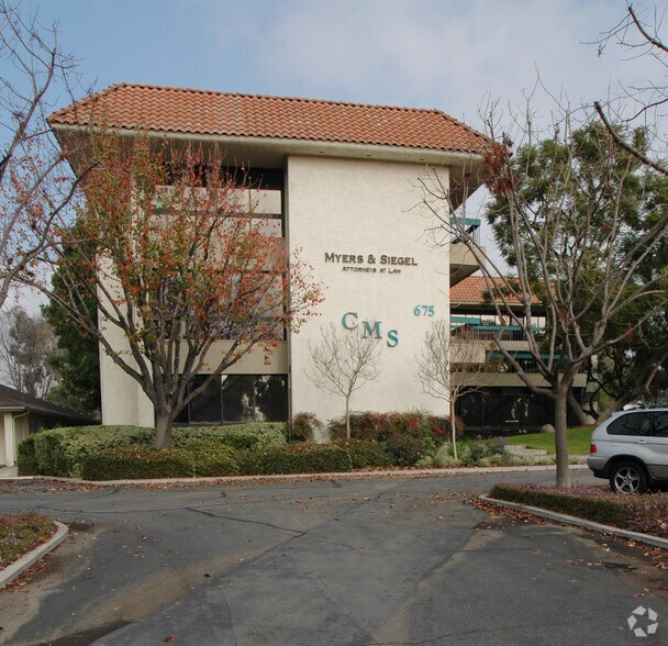 More Photos Of 675 W Foothill Blvd, Claremont Office For Lease