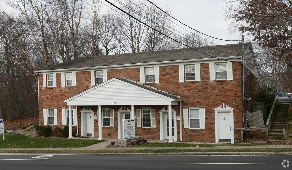 More Photos Of 85 Echo Ave, Miller Place Office For Lease