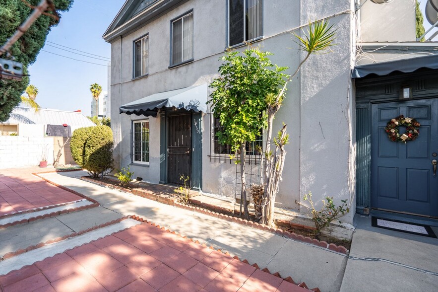 Primary Photo Of 1428 N Kenmore Ave, Los Angeles Apartments For Sale