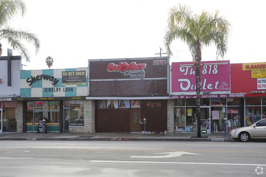More Photos Of 21516 Sherman Way, Canoga Park Bar For Sale