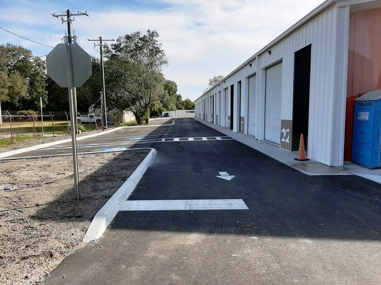 More Photos Of 5101 N Howard Ave, Tampa Light Distribution For Lease