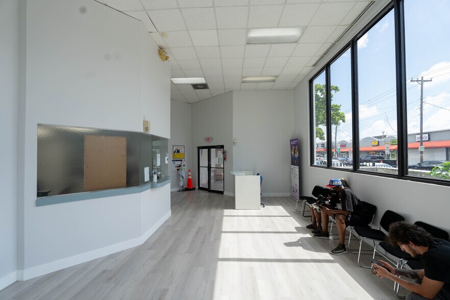 More Photos Of 3500 NW 17th Ave, Miami General Retail For Sale