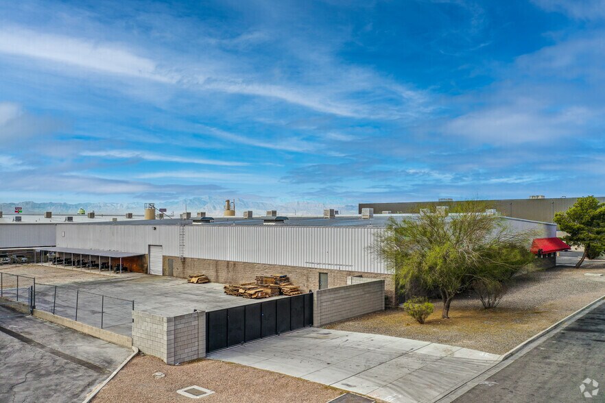 More Photos Of 4700 Mitchell St, North Las Vegas Manufacturing For Sale