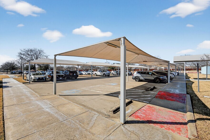 More Photos Of 341 Wheatfield Dr, Sunnyvale Medical For Lease