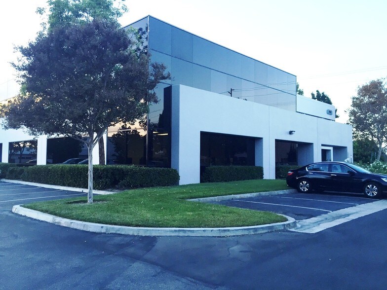 More Photos Of 10542 Calle Lee, Los Alamitos Unknown For Lease