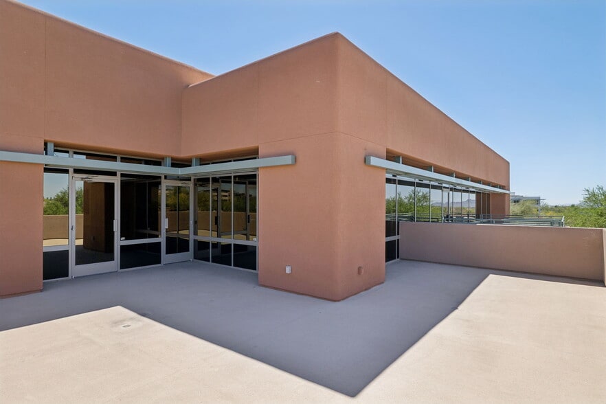 More Photos Of 8765 E Bell Rd, Scottsdale Loft Creative Space For Sale