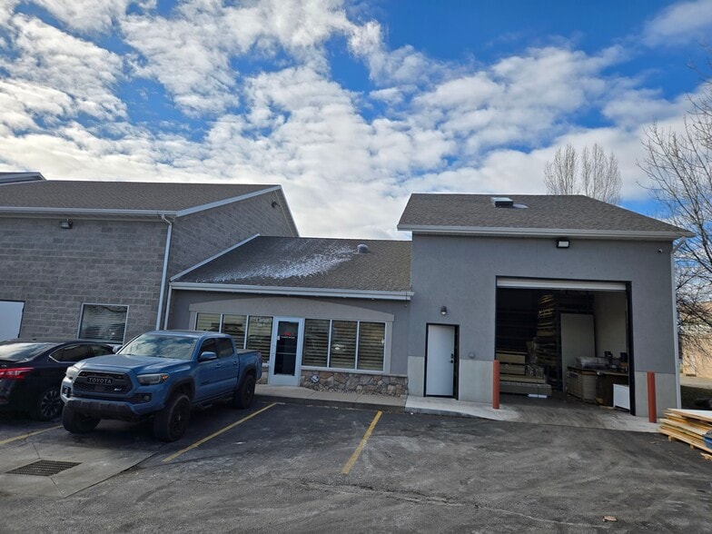 More Photos Of 1272 W Sportsplex Dr, Kaysville Warehouse For Sale