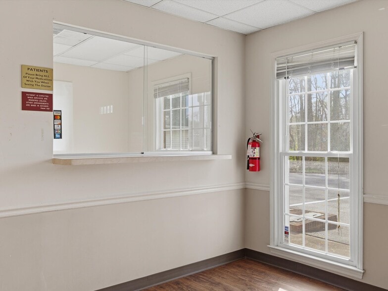 More Photos Of 825 Majestic Ct, Gastonia Medical For Lease