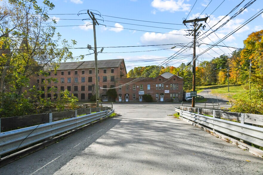 More Photos Of 20 Keeler St, Pittsfield Manufacturing For Sale