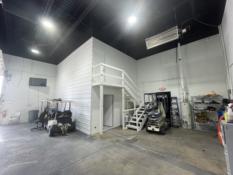 More Photos Of 16504 Woodward Ave, Highland Park Auto Dealership For Sale