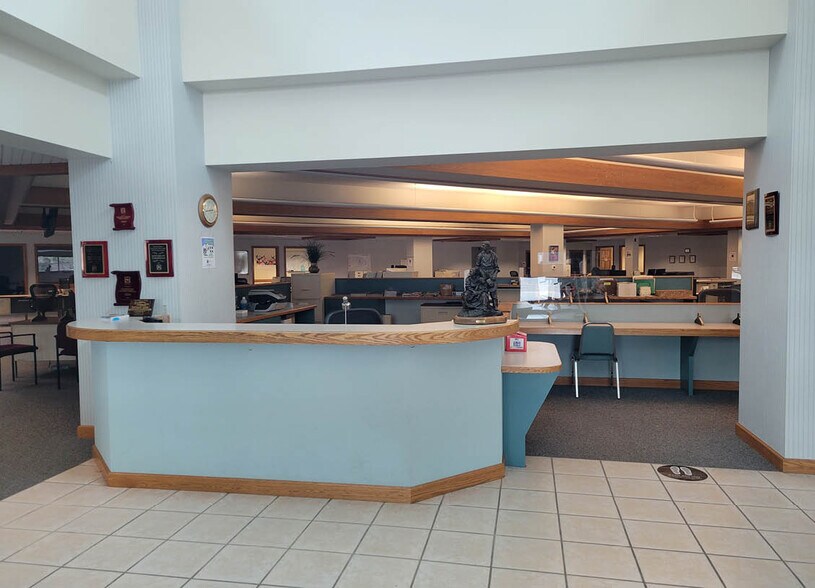 More Photos Of 1405 Broadway, Scottsbluff Flex For Sale