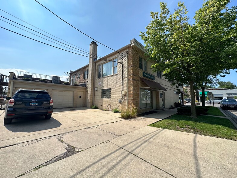 More Photos Of 7001-7003 W North Ave, Oak Park Office Residential For Sale