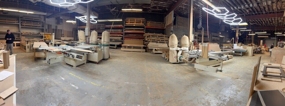 More Photos Of 55 Lasalle St, Staten Island Industrial For Sale