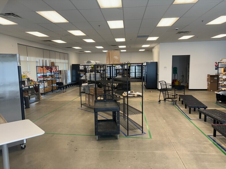 More Photos Of 1259-1263 N State Road 135, Greenwood Unknown For Lease