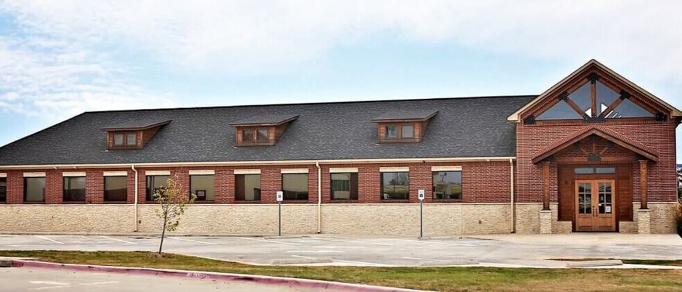 More Photos Of 125 Arkansas Blvd, Texarkana Medical For Sale