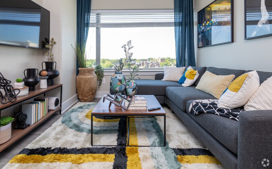 More Photos Of 101 York Rd, Towson Apartments For Lease