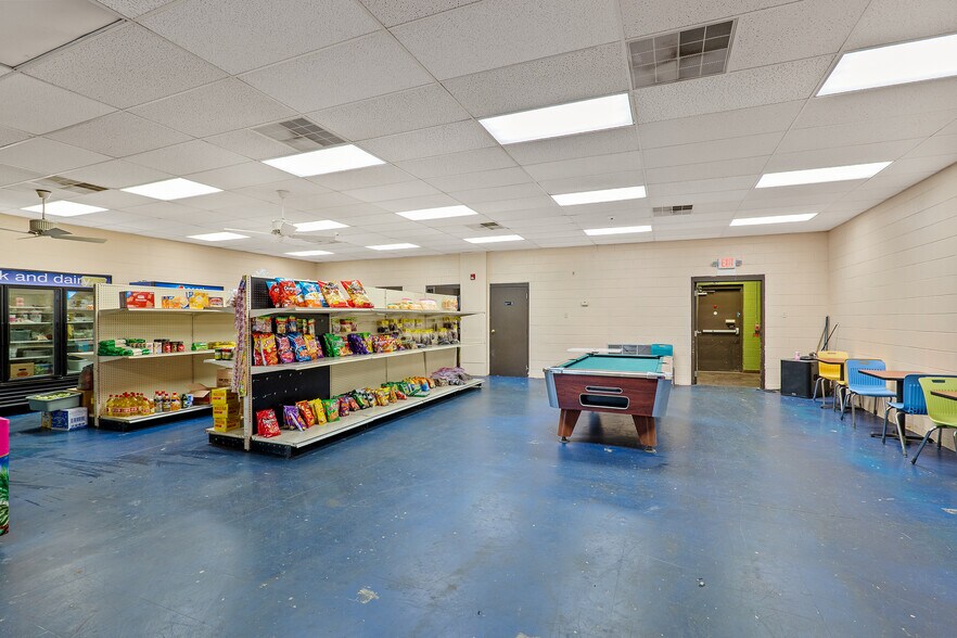 More Photos Of 2935 New Leicester Hwy, Leicester Showroom For Sale
