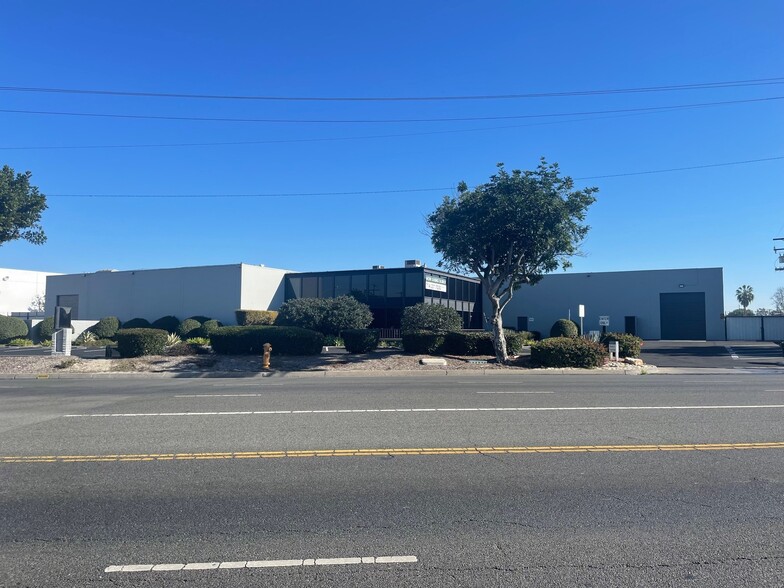 Primary Photo Of 12700 Knott St, Garden Grove Warehouse For Lease